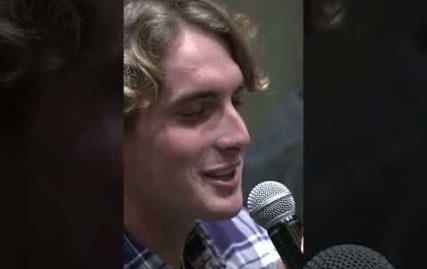 throwing-it-all-the-way-back-to-2017,-with-stefanos-tsitsipas-as-star-reporter-