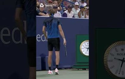 when-the-announcer-disrupts-the-match-