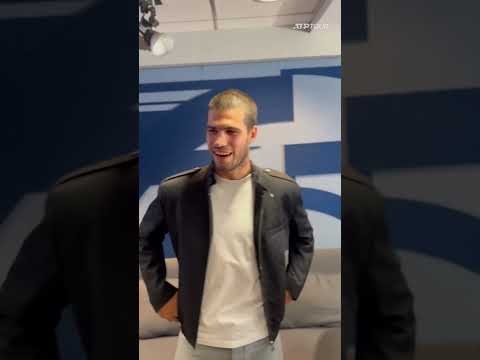 carlitos-is-a-busy-man-