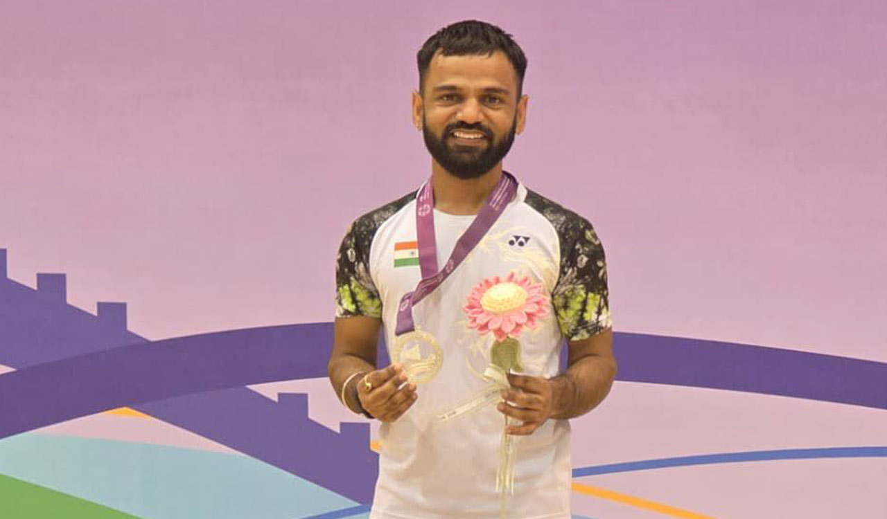 bhagat,-kadam,-nagar-shine-at-china-para-badminton-international