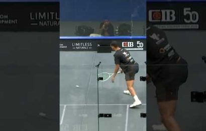 that’s-a-scandal-now-that’s-what-you-call-a-roller-#squash-#egypt