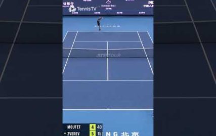 entertaining-zverev-moutet-first-set-