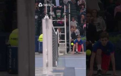 the-greatest-drop-volley-of-all-time.